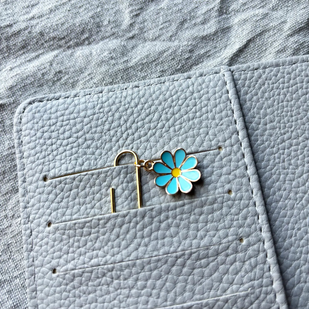 Daisy Pop Clip