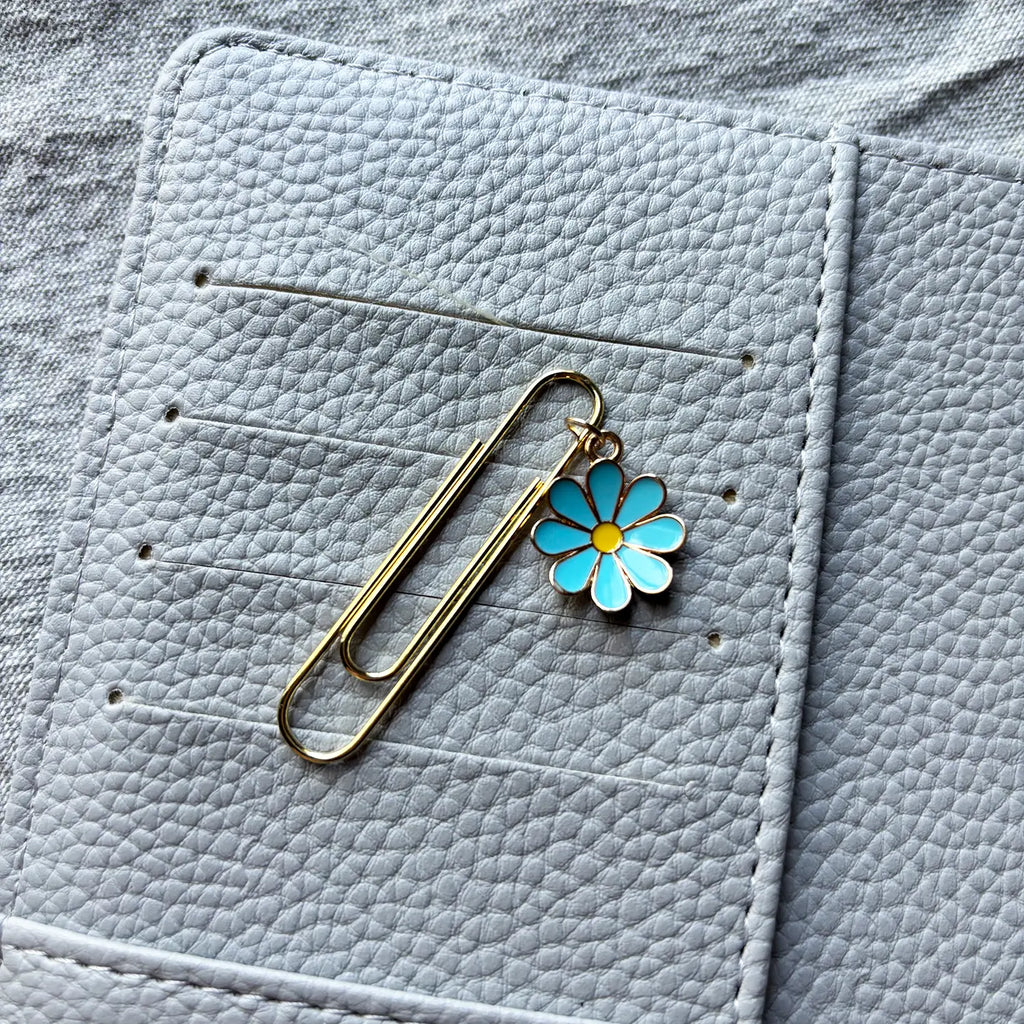 Daisy Pop Clip