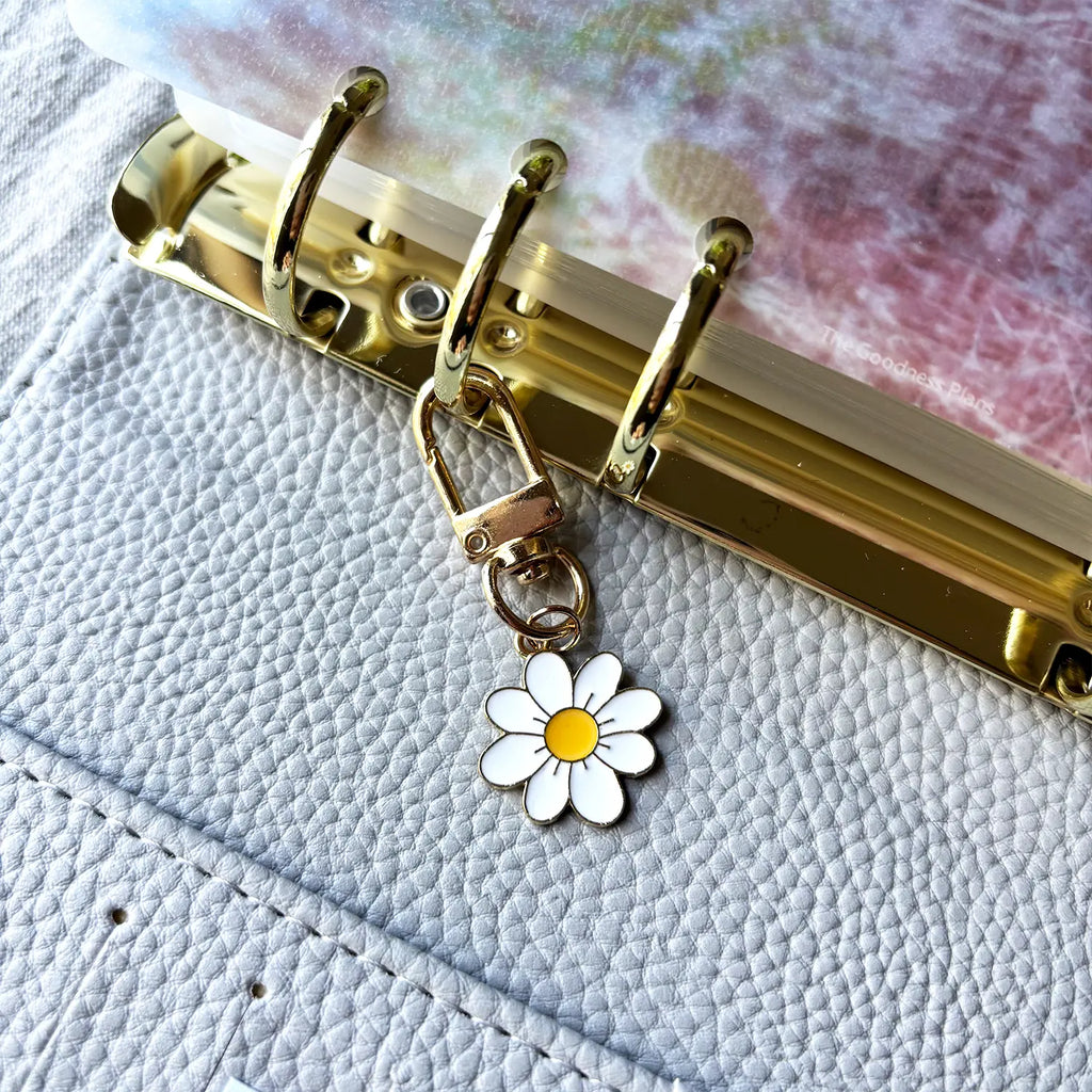 Lovely Daisy Keychain