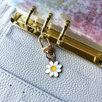 Lovely Daisy Keychain